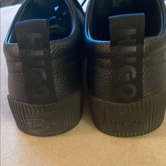 ⭐️HOST PICK⭐️ Hugo Black Men's Shoes - Picture 2 of 3
